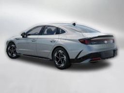 Hyundai Sonata SEL Sport AWD 2026