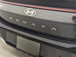 Hyundai Sonata SEL FWD 2025