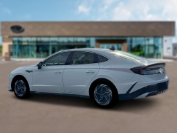 Hyundai Sonata SEL Sport FWD 2026