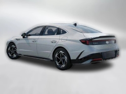 Hyundai Sonata SEL Sport AWD 2026