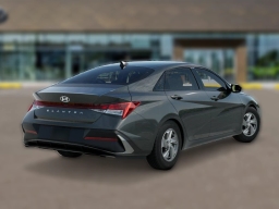 Hyundai Elantra SE IVT 2026