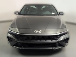 Hyundai Elantra SE IVT 2026