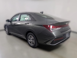 Hyundai Elantra SE IVT 2026
