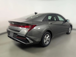 Hyundai Elantra SE IVT 2026
