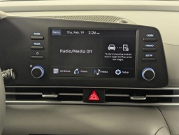 Hyundai Elantra SE IVT 2026