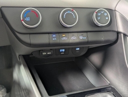 Hyundai Elantra SE IVT 2026