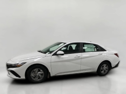 Hyundai Elantra SE IVT 2026