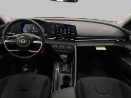 Hyundai Elantra SE IVT 2026