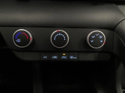 Hyundai Elantra SE IVT 2026