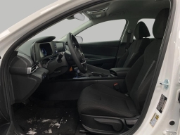 Hyundai Elantra SE IVT 2026