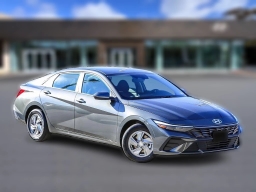 Hyundai Elantra SE IVT 2026