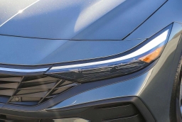 Hyundai Elantra SE IVT 2026