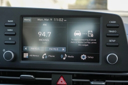 Hyundai Elantra SE IVT 2026