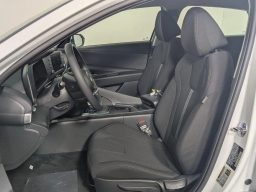 Hyundai Elantra SE IVT 2026