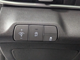 Hyundai Elantra SE IVT 2026