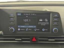 Hyundai Elantra SE IVT 2026