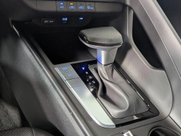 Hyundai Elantra SE IVT 2026