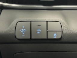 Hyundai Elantra SE IVT 2026