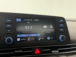 Hyundai Elantra SE IVT 2026