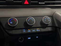 Hyundai Elantra SE IVT 2026