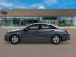 Hyundai Elantra SE IVT 2026