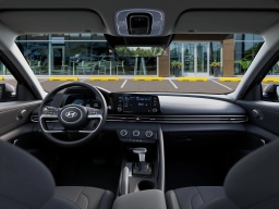 Hyundai Elantra SE IVT 2026