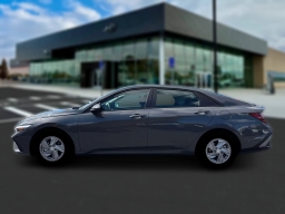 Hyundai Elantra SE IVT 2026