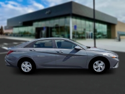 Hyundai Elantra SE IVT 2026