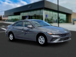 Hyundai Elantra SE IVT 2026