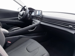 Hyundai Elantra SE IVT 2026