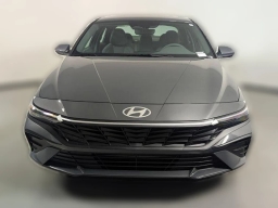 Hyundai Elantra SE IVT 2026