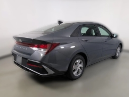 Hyundai Elantra SE IVT 2026
