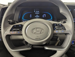 Hyundai Elantra SE IVT 2026