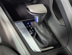 Hyundai Elantra SE IVT 2026