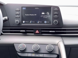 Hyundai Elantra SE IVT 2026