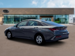 Hyundai Elantra SE IVT 2026