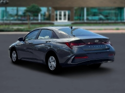 Hyundai Elantra SE IVT 2026