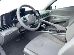 Hyundai Elantra SE IVT 2026