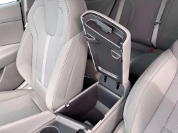 Hyundai Elantra SE IVT 2026