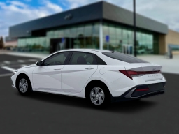 Hyundai Elantra SE IVT 2026