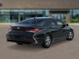 Hyundai Elantra SE IVT 2026