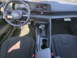 Hyundai Elantra SEL Sport IVT 2026