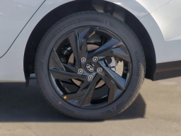 Hyundai Elantra SEL Sport IVT 2026