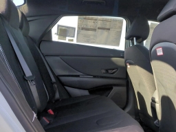 Hyundai Elantra SEL Sport IVT 2026