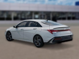 Hyundai Elantra SEL Sport IVT 2026
