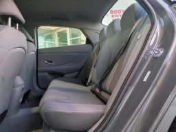 Hyundai Elantra SEL Sport IVT 2026