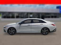Hyundai Elantra SEL Sport IVT 2026
