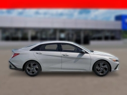 Hyundai Elantra SEL Sport IVT 2026