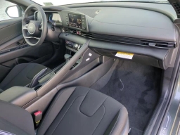 Hyundai Elantra SEL Sport IVT 2026