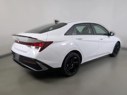 Hyundai Elantra SEL Sport IVT 2026